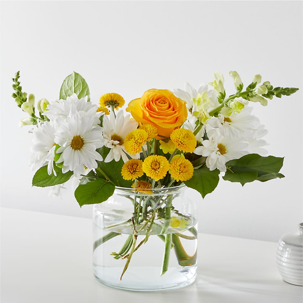 Sun Salutation Bouquet – Greater Wichita Flower Shop, Wichita KS