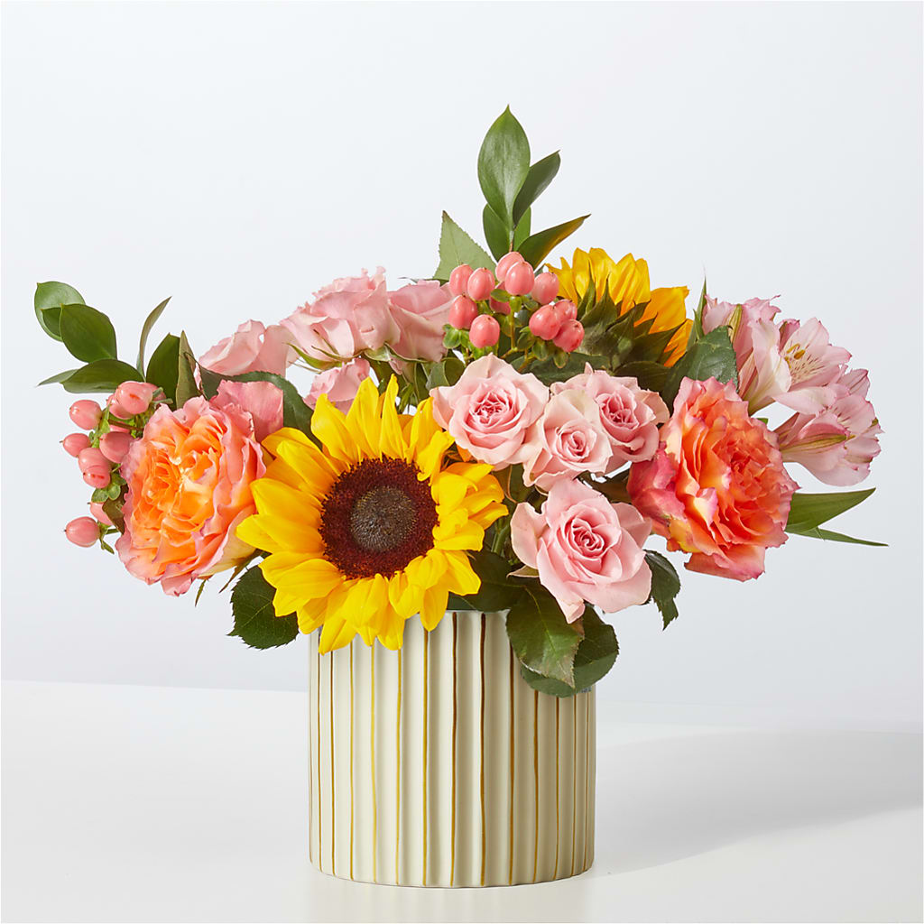 Sun's Out Bouquet – Greater Wichita Flower Shop, Wichita KS
