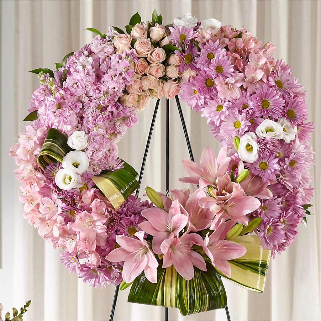 Gift of Warmth Wreath – Greater Wichita Flower Shop, Wichita KS