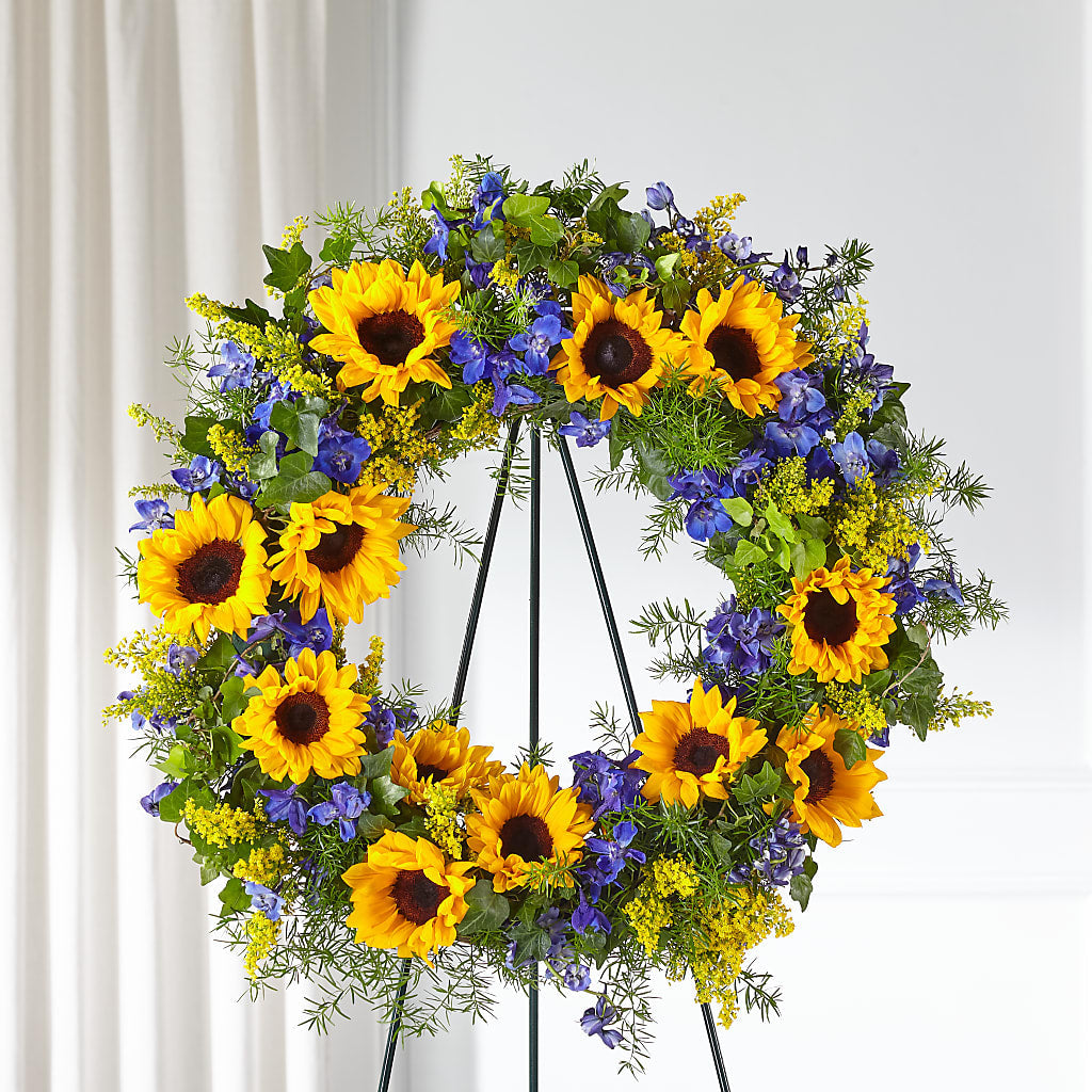 Bright Rays Wreath – Greater Wichita Flower Shop, Wichita KS