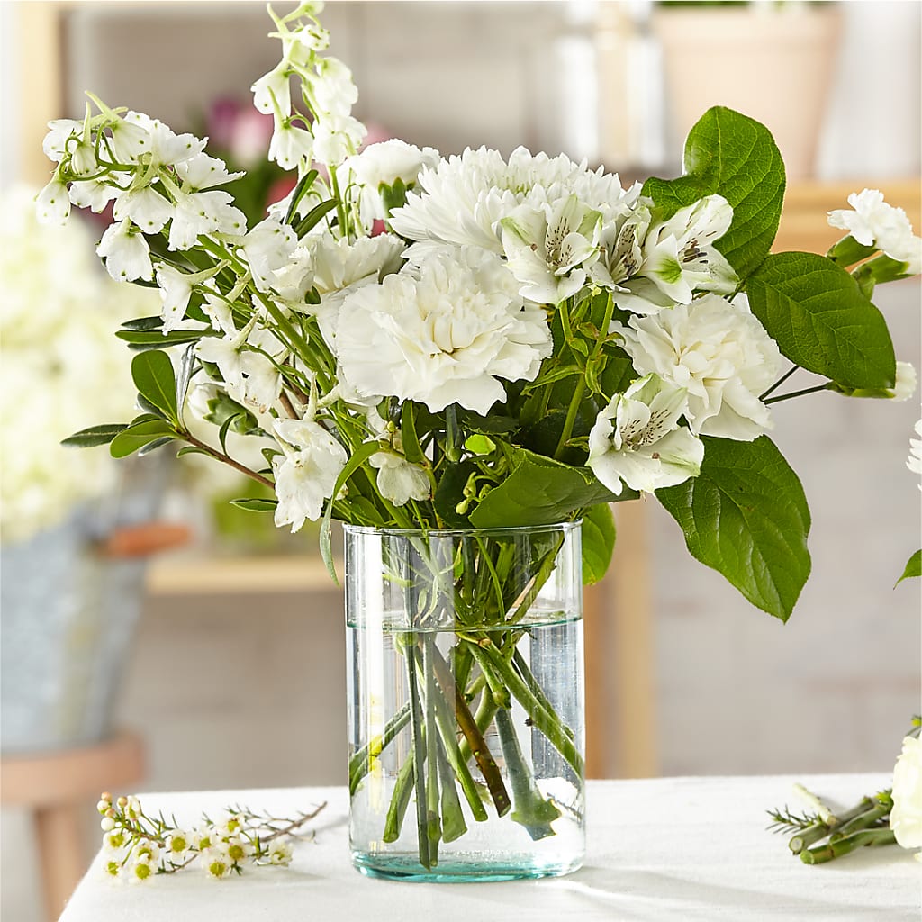 Classic Ivory – A Florist Original – Greater Wichita Flower Shop, Wichita KS