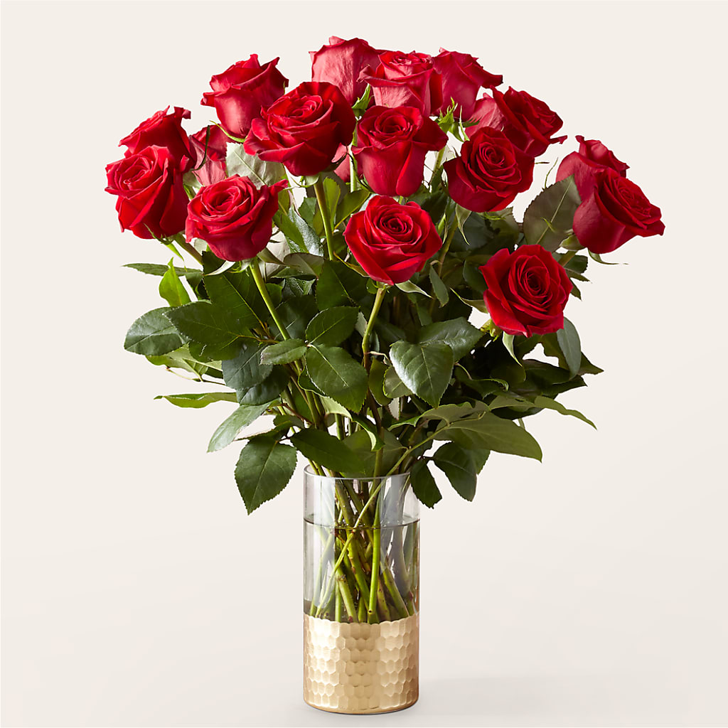Classic Love Red Rose Bouquet – Greater Wichita Flower Shop, Wichita KS