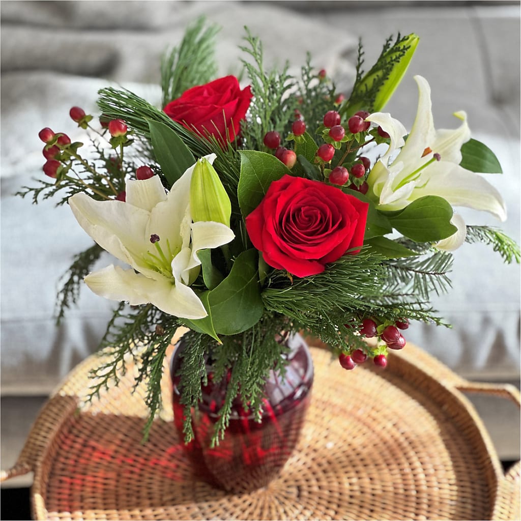 Evergreen Delight Bouquet – Greater Wichita Flower Shop, Wichita KS