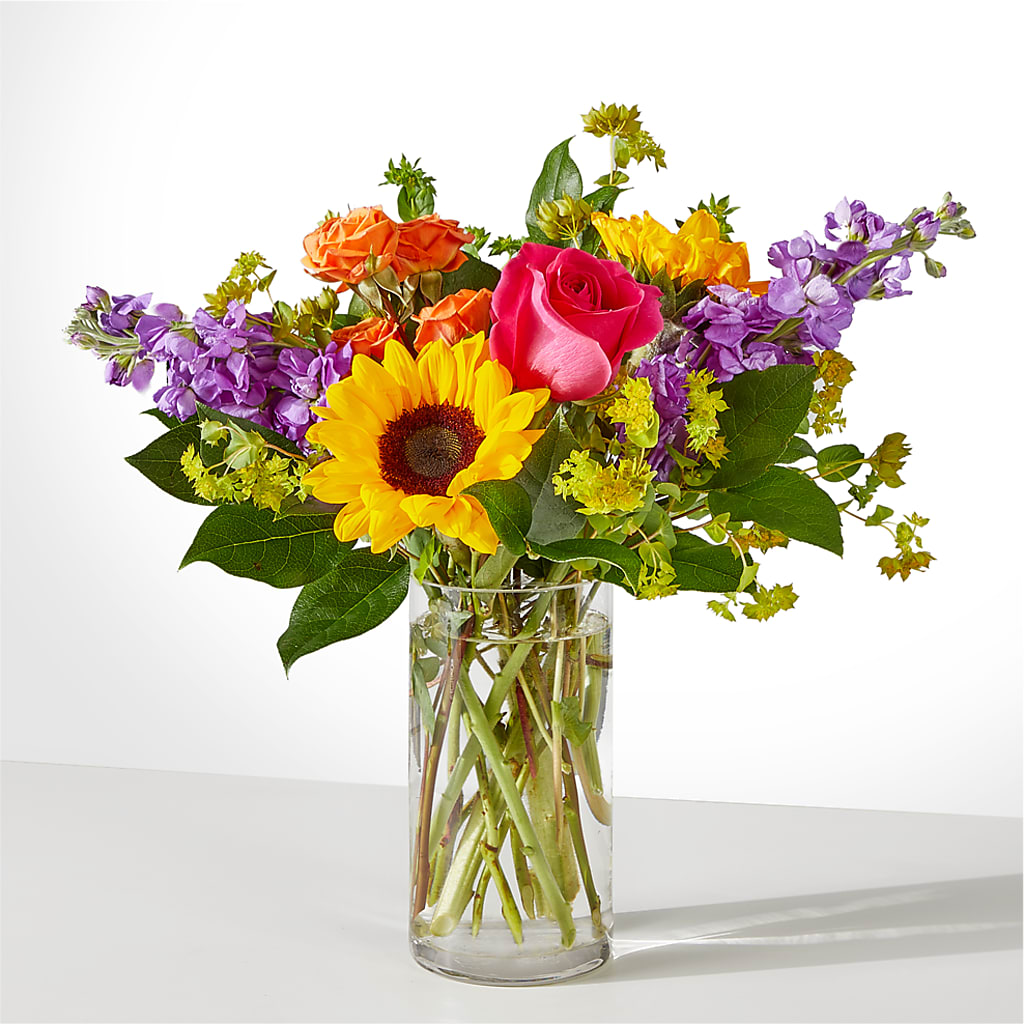 Vibrant Greetings Bouquet – Greater Wichita Flower Shop, Wichita KS