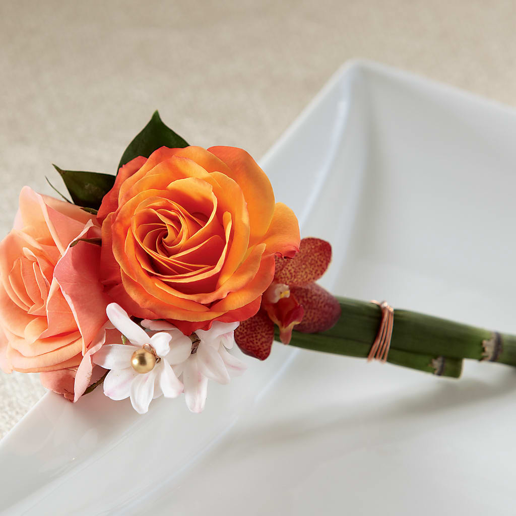Sunset Dream Boutonniere – Greater Wichita Flower Shop, Wichita KS