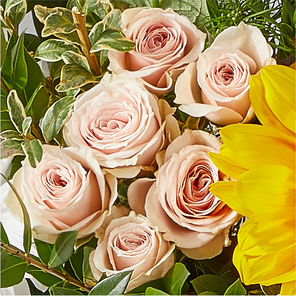 The Good Life Bouquet –  Greater Wichita Flower Shop, Wichita KS