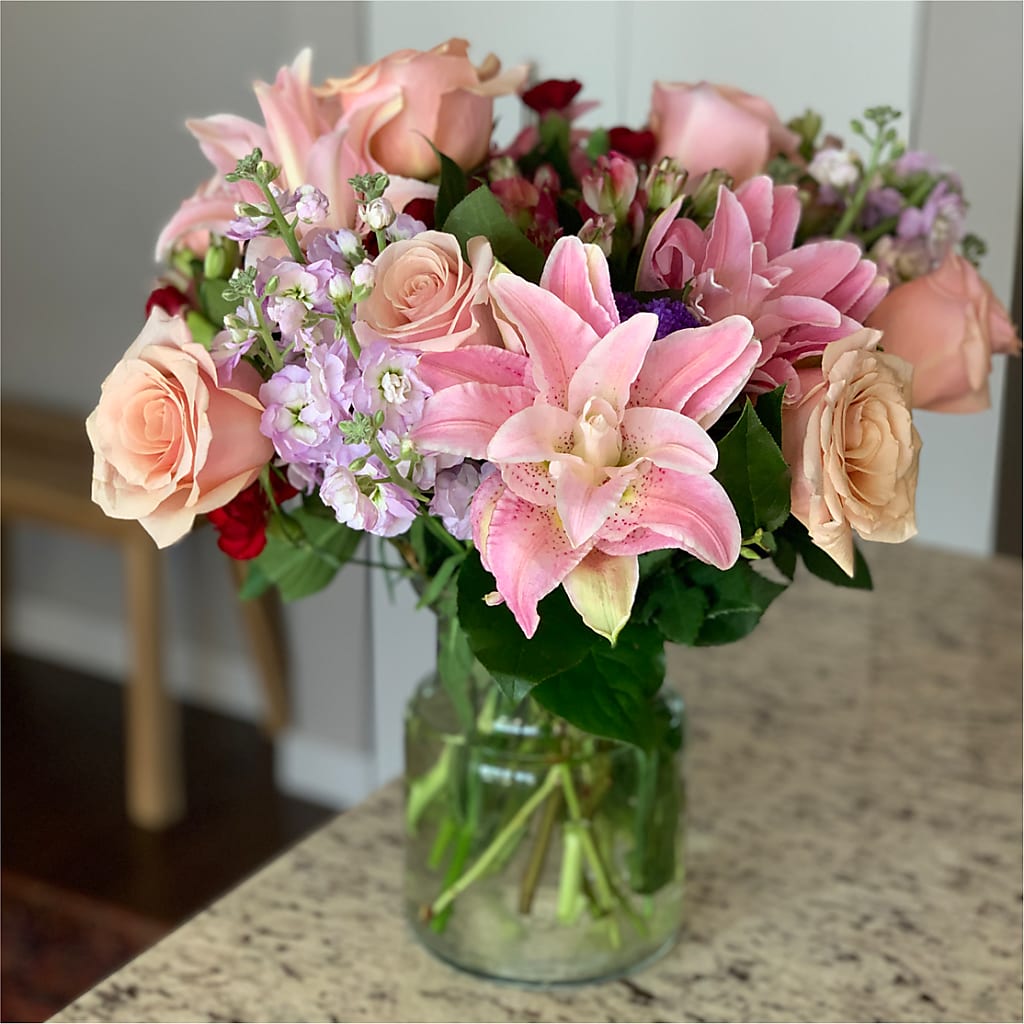 Romantique Bouquet –  Greater Wichita Flower Shop, Wichita KS