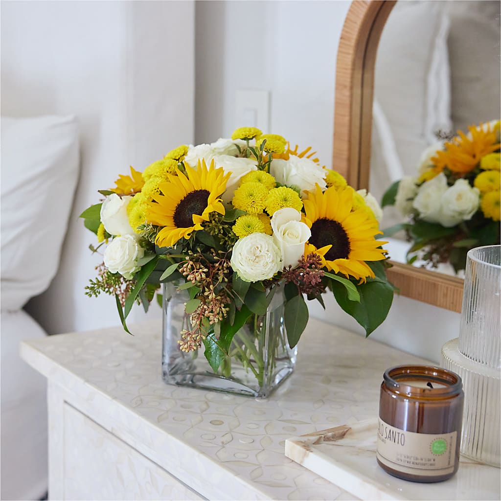 Luminous Morning Bouquet –  Greater Wichita Flower Shop, Wichita KS