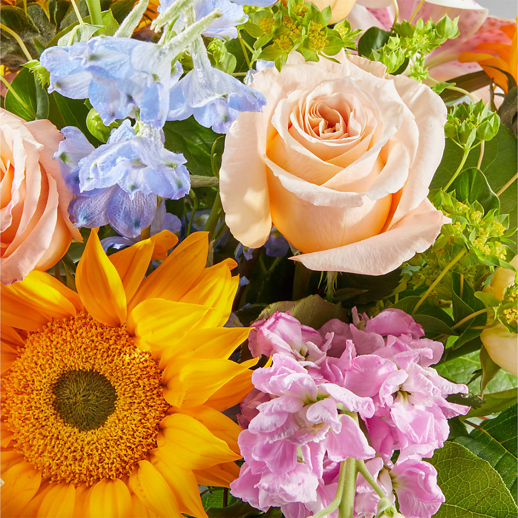 Dreamy Meadows Bouquet –  Greater Wichita Flower Shop, Wichita KS