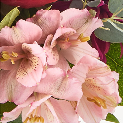 Berry Cobbler Bouquet –  Greater Wichita Flower Shop, Wichita KS