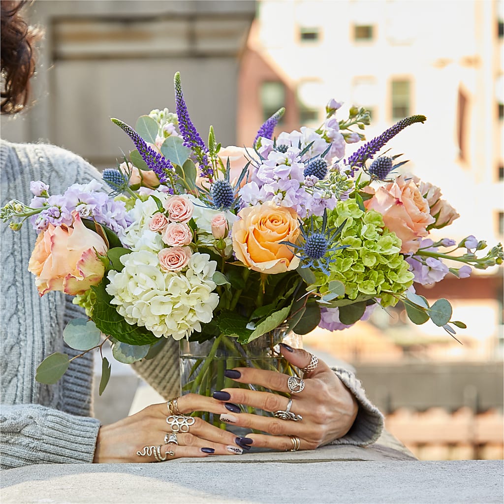 Porch Swing Bouquet –  Greater Wichita Flower Shop, Wichita KS