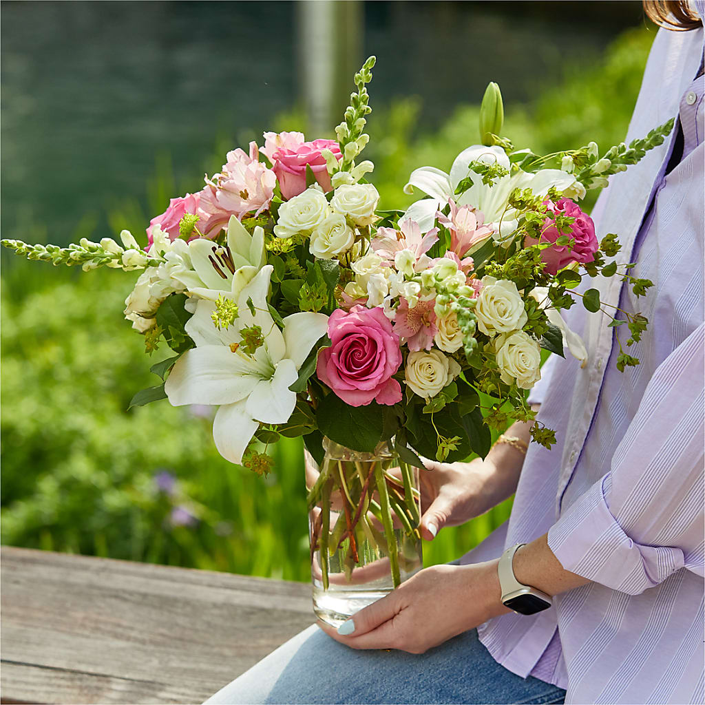 Fondly Bouquet –  Greater Wichita Flower Shop, Wichita KS